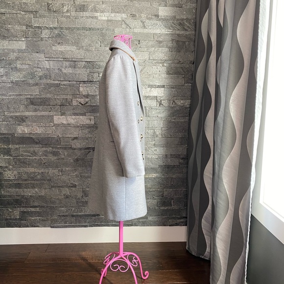 Grey coat - Picture 3 of 3